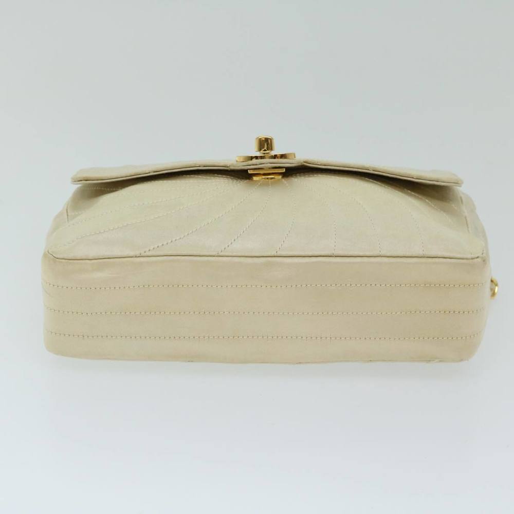CHANEL Sac à Rabat Shoulder Bag - Picture 3 of 16